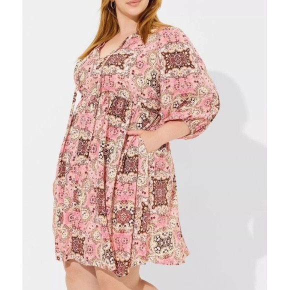 torrid Dresses & Skirts - Torrid 00 Pink Paisley Print V Neck Babydoll Dress Plus Size Casual Boho